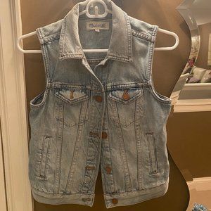 Madewell jean vest